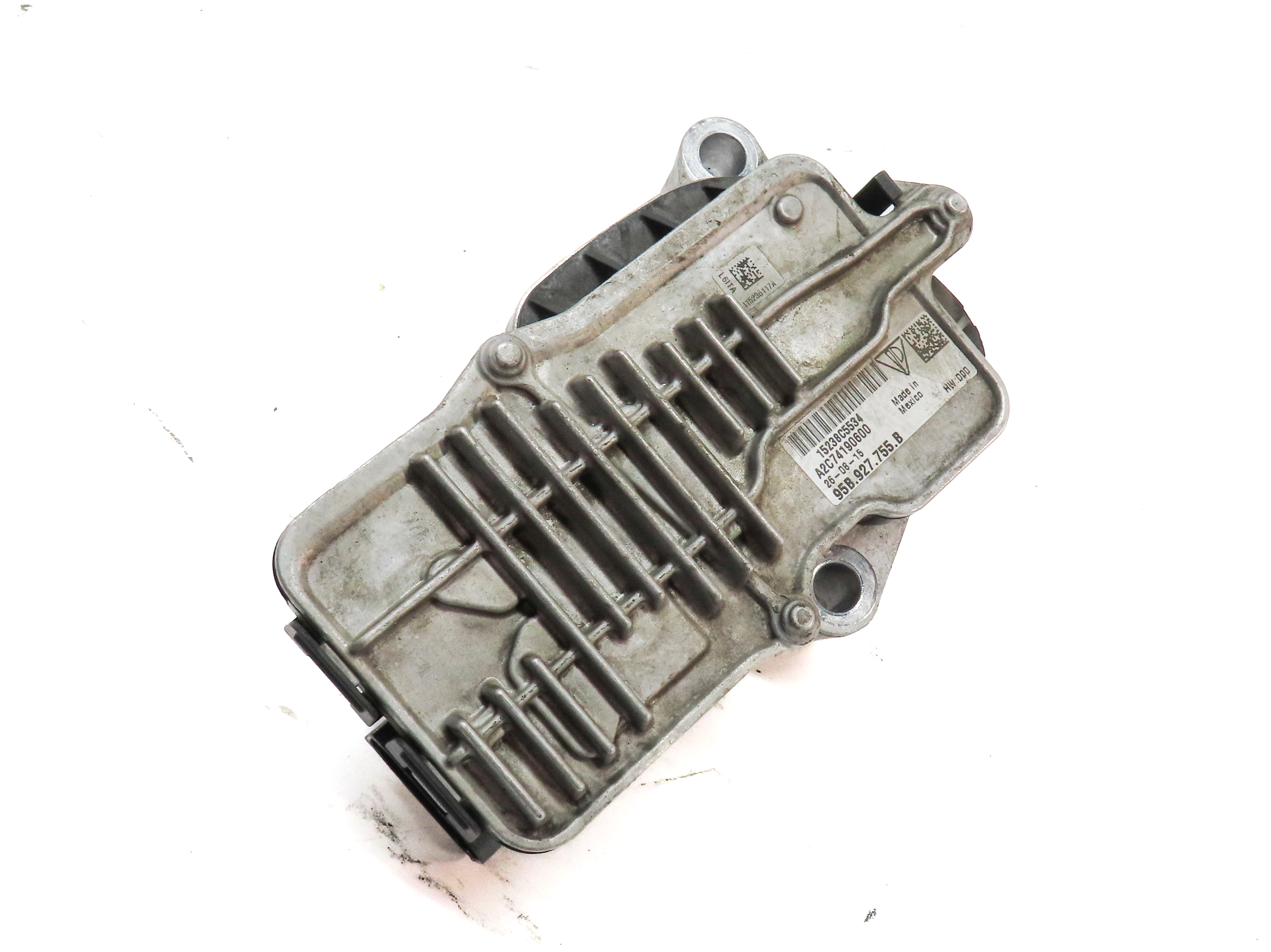 2016 PORSCHE MACAN (95B) FRONT TRANSFER CASE SHIFT MOTOR — exact item pictured